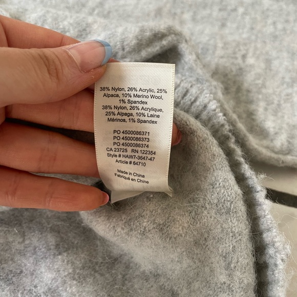 Aritzia grey sweater - Picture 2 of 9